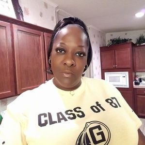 Meet your Posher, Nina